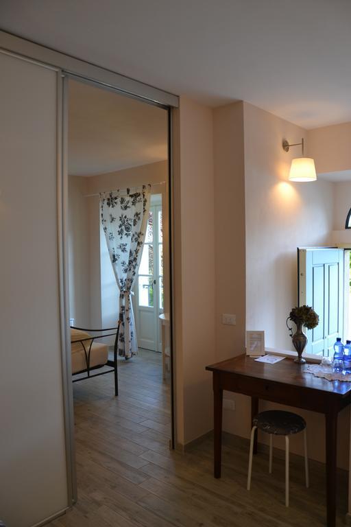 B&B Le Darsene Cannobio Habitación foto